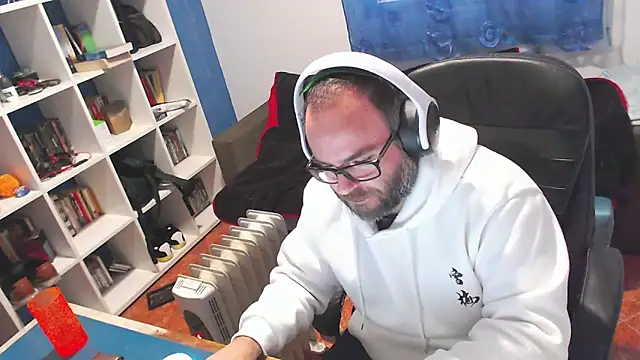 ravingr4d4's cam snapshot