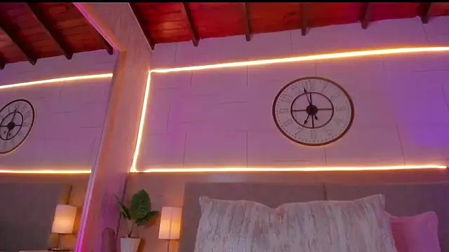 Meloddy_Rose's cam snapshot