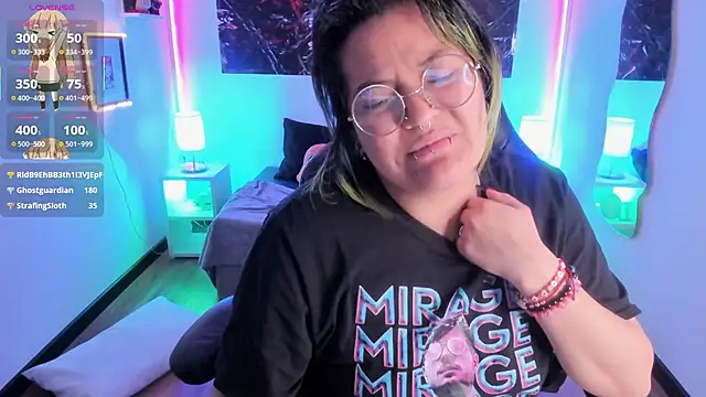 lucky-leah's cam snapshot