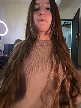 aly_golden_'s web cam