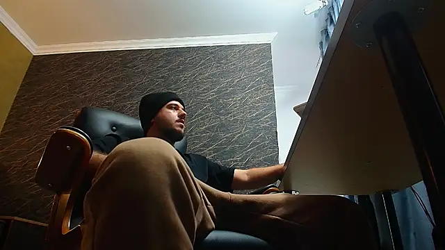 JoshKnights live sex cam