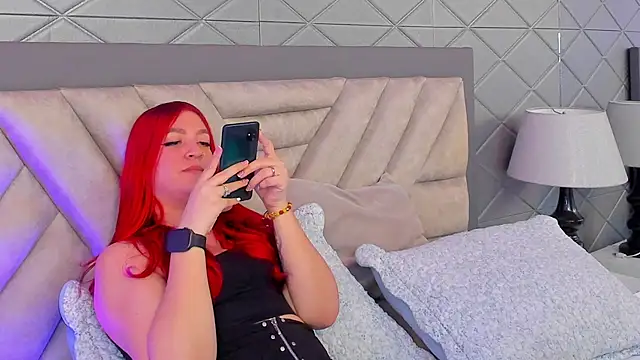 AriannaCooperr live sex cam