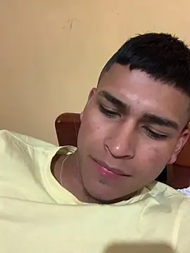 Emiliano_Reyes live sex cam