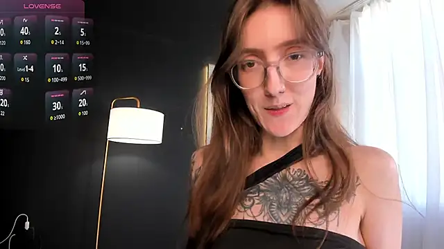 Lola_Missy's cam snapshot