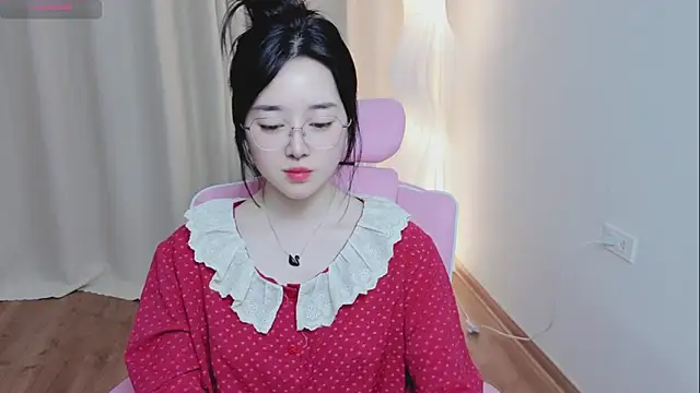 Miu-999 live sex cam