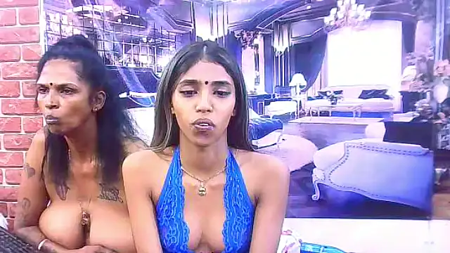 IndianSexySlender live sex cam