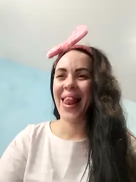 Stefaniyaxq's cam snapshot