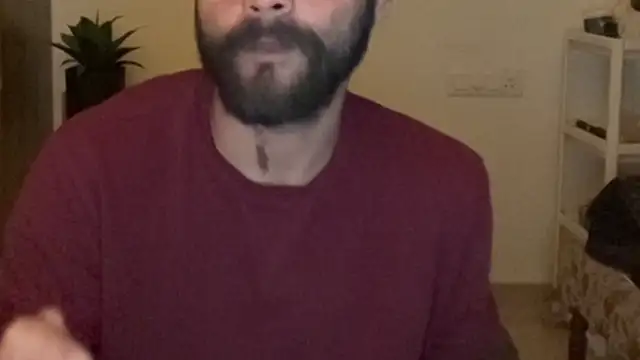 MakeMeAwareAah's cam snapshot