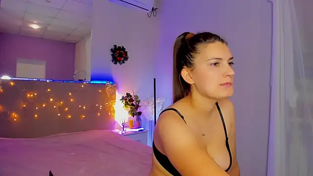 Laura_Leee live sex cam