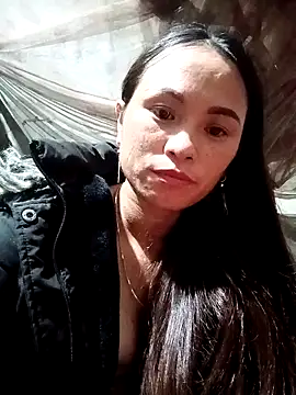 ngaytho004's cam snapshot