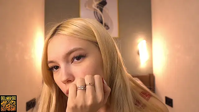 norakisses's cam snapshot