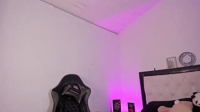 Barbieteeen's cam snapshot