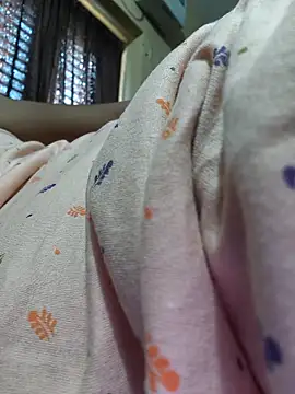 Rebal_star_mahi25's cam snapshot