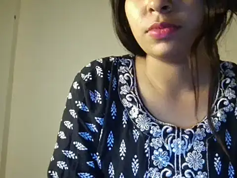 priya_008's cam snapshot