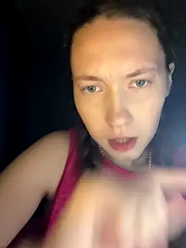 Holy_Poly's cam snapshot