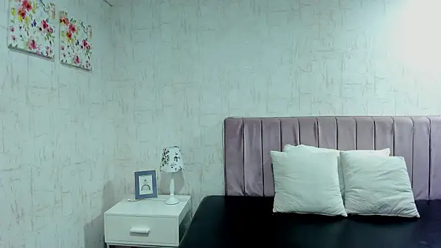 Olivia_johansson's cam snapshot