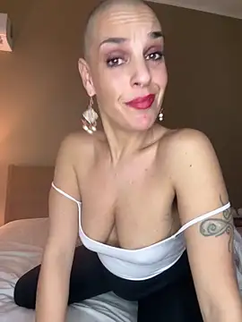 emprexkala's cam snapshot