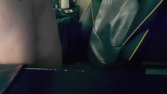 LondonMan1988's cam snapshot