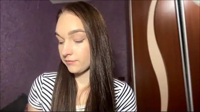 YahairaDuracher's cam snapshot