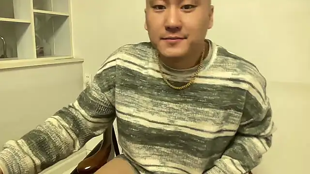 GoldLoge's cam snapshot