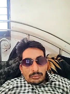 TwinklyBasket897 live sex cam