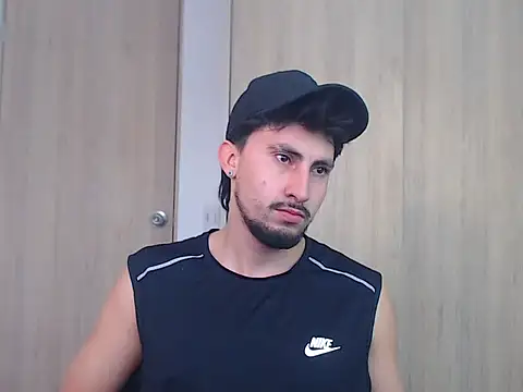 ChrisDamon's cam snapshot