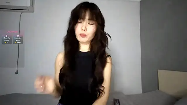 OleneBouras's cam snapshot