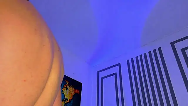 ALANNFERRER live sex cam