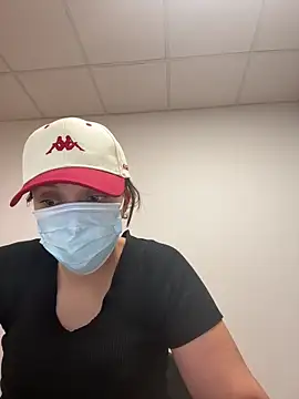 Nouracoquine's cam snapshot