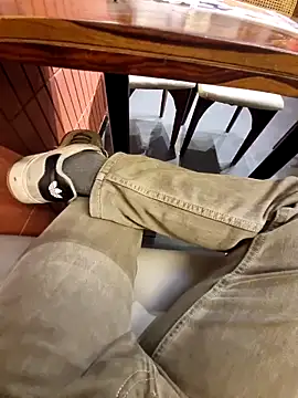 YoursThickDick's cam snapshot