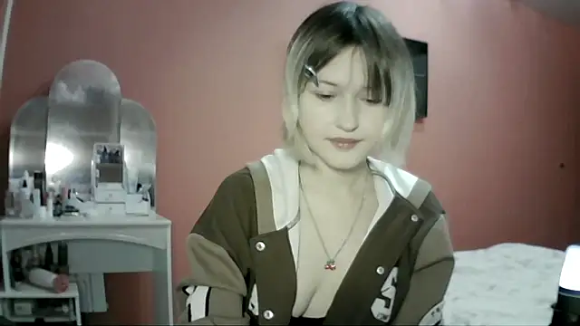 SkylaPorter's cam snapshot