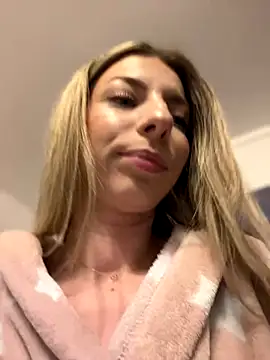 Mia_Ethan live sex cam