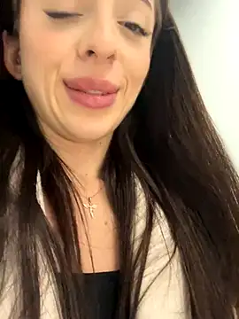 YeaLina's cam snapshot