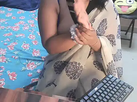 bold_kiara's cam snapshot