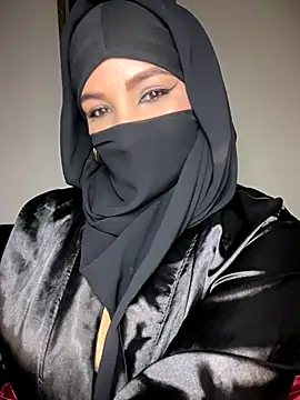 Zeynep-Lahsen's cam snapshot