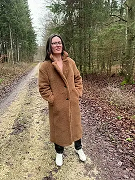 AvaFlowers6's cam snapshot