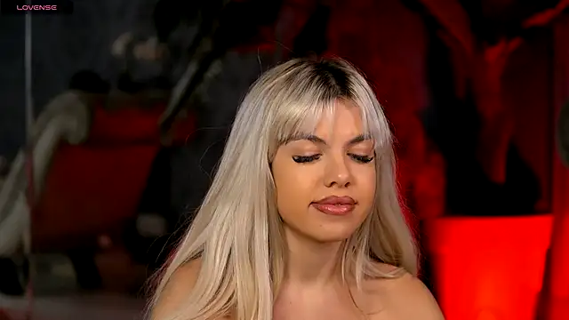 Emily_Voss's cam snapshot