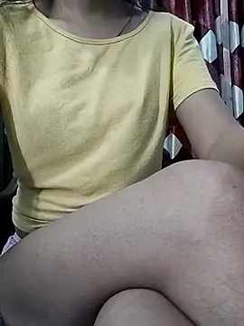 Ruhi_07's cam snapshot