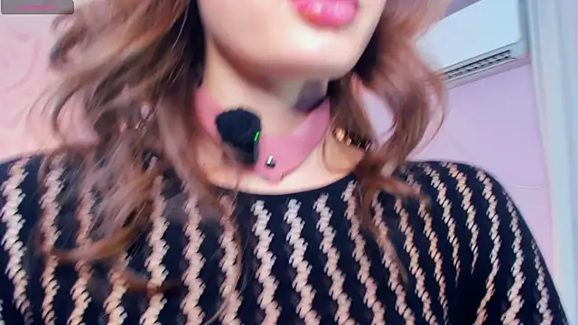 FloraDobb live sex cam