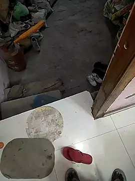 COUPLLE_VILLAGE live sex cam