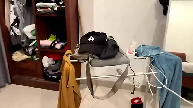 mrmaxiy live sex cam