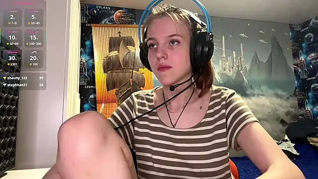 Elira_Breeze live sex cam