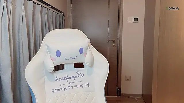 Makinghappymyself_'s cam snapshot