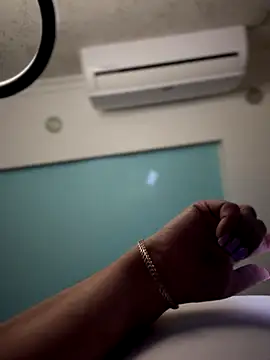 littleRikka live sex cam