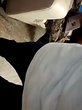 daddy_lip's cam snapshot