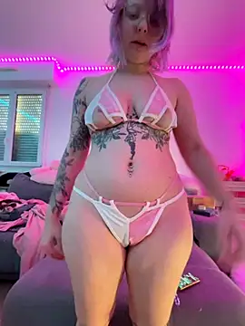 LaskaLeRoomba live sex cam