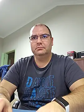 Andrew1900529's cam snapshot