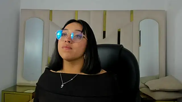 IsabellRodriguez18's cam snapshot