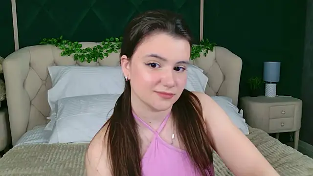 Pauline_Heaven's cam snapshot