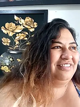 curvy_diva_'s cam snapshot